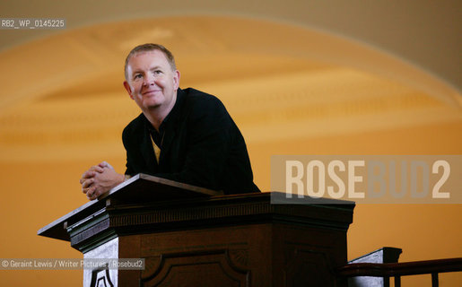 D J Taylor writer  the Oxford Literary Festival at Christchurch College Oxford. ..copyright©Geraint Lewis/Writer Pictures/Rosebud2