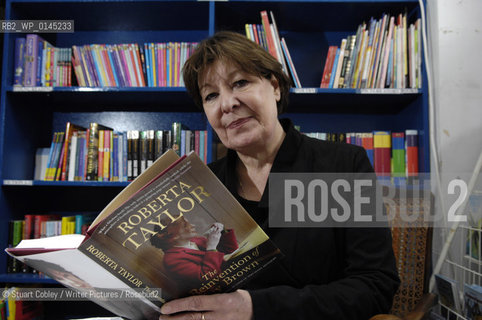 Roberta Taylor author of Too Many Mothers a memoir of a childhood in Londons Eastend. She has just completed her first novel  The Reinvention of Ivy Brown ..©Stuart Cobley/Writer Pictures/Rosebud2