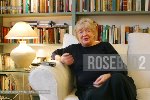 Aline Templeton, author....copyright©Geraint Lewis/Writer Pictures/Rosebud2