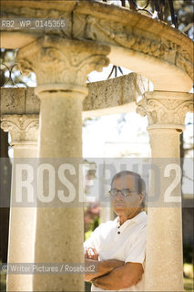Paul Theroux, author, at h©Writer Pictures/Rosebud2
