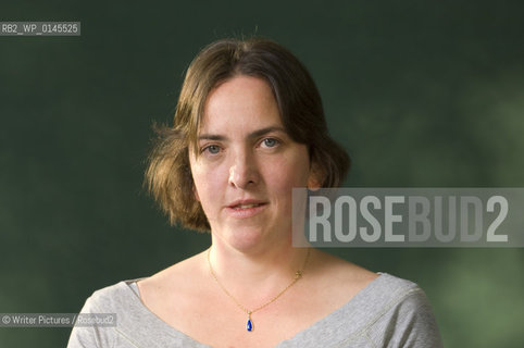 Ruth Thomas, Scottish  Novelist  ,Writer of Things to Make and Mend.CREDIT Geraint Lewis
©Writer Pictures/Rosebud2