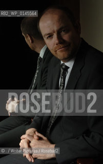 Mark Thompson (studio portrait), 28/05/06:.BBC director general Mark Thompson..©./Writer Pictures/Rosebud2