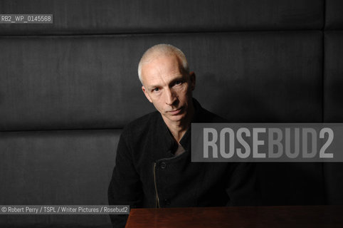 Author Rupert Thompson. ..copyright©Robert Perry/TSPL/Writer Pictures/Rosebud2