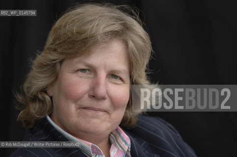 Sandi Toksvig, The Edinburgh International Book Festival 2005..Copyright©Rob McDougall/Writer Pictures/Rosebud2