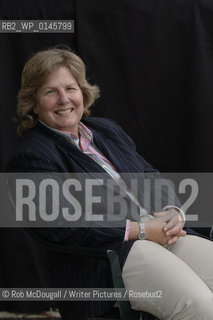 Sandi Toksvig, The Edinburgh International Book Festival 2005..Copyright©Rob McDougall/Writer Pictures/Rosebud2