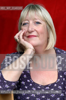 British writer Lynn Truss at the Edinburgh International Book Festival 2004..Copyright©Pascal Saez.Pascal Saez/Writer Pictures/Rosebud2