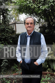 Sir Mark Tully..copyright©Nick Cunard/Writer Pictures/Rosebud2
