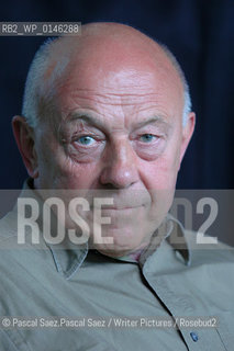 Cultural commentator, former head of the BBC World Service and writer John Tusa at the Edinburgh International Book Festival 2005..Copyright©Pascal Saez.Pascal Saez/Writer Pictures/Rosebud2