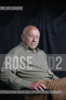 Cultural commentator, former head of the BBC World Service and writer John Tusa at the Edinburgh International Book Festival 2005..Copyright©Pascal Saez.Pascal Saez/Writer Pictures/Rosebud2