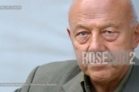 British writer John Tusa, the former director of the BBC World Service,  head of the Barbican, and one of the most influential cultural commentators,.at the Edinburgh International Book Festival 2003..                                                 .copyright©Pascal Saez.Pascal Saez/Writer Pictures/Rosebud2