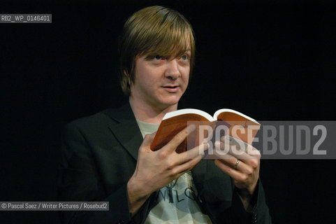 British writer Doug Johnstone, author of Tombstoning, at the Debut Authors Festival in Edinburgh, June 2006.                                                           ..The Debut Author festival at the Traverse theatre in Edinburgh...Copyright©Pascal Saez/Writer Pictures/Rosebud2