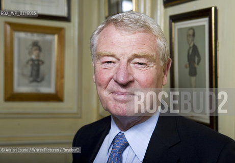 Paddy Ashdown attends The Oldie Literary Lunch at SImpsons on The Strand.09 June 2009..©Adrian Lourie/Writer Pictures/Rosebud2