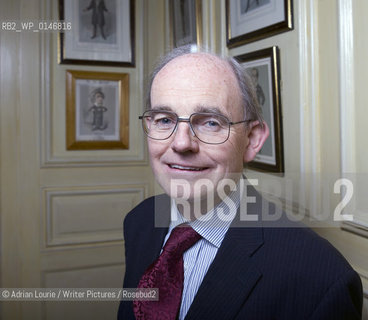 Chris Mullin attends The Oldie Literary Lunch at SImpsons on The Strand.09 June 2009..©Adrian Lourie/Writer Pictures/Rosebud2