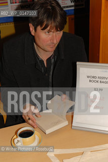 Simon Armitage, Signing session.Word Festival Aberdeen .March 13, 2006
©Writer Pictures/Rosebud2