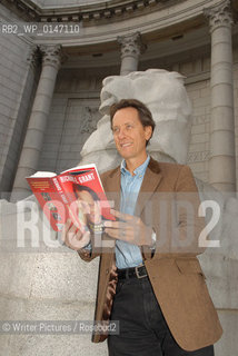Richard E Grant.Word Festival, Aberdeen.March 14, 2006
©Writer Pictures/Rosebud2
