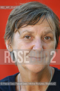 British writer Jenny Uglow, author of The Lunar Men, at the Edinburgh International Book festival 2003..Copyright©Pascal Saez.Pascal Saez/Writer Pictures/Rosebud2