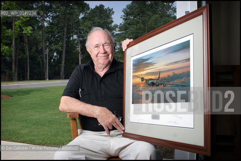 Captain Theodore Dutch  Van Kirk (84) July 25, 2005 who was the Navigating Officer on the B29 Bomber Anola Gay which dropped the atomic bomb on Hiroshima August 06, 1945. .copyright©Dan Callister/Writer Pictures/Rosebud2