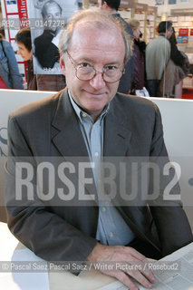 French politician and writer Hubert Vedrine at the Salon du Livre (Book Fair).in Paris, March 2006..Copyright©Pascal Saez.Pascal Saez/Writer Pictures/Rosebud2