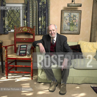 Prof Geza Vermes ,Religoius Writer,at his home near Oxford CREDIT ©Writer Pictures/Rosebud2
