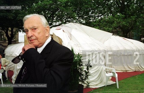 Gore Vidal..Edinburgh Book Festival 2001.....Copyright©Geraint Lewis/Writer Pictures/Rosebud2