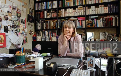 Penny Vincenzi at her home in Wimbledon...Copyright©Andy Paradise/Writer Pictures/Rosebud2
