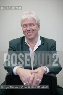 John Walsh at the Wigtown Book Festival, 2007.copyright©Angus Bremner/Writer Pictures/Rosebud2