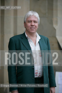 John Walsh at the Wigtown Book Festival, 2007.copyright©Angus Bremner/Writer Pictures/Rosebud2