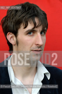 British comedian and writer Mark Watson, author of Bullet Points at the Edinburgh International Book Festival 2004..Copyright©Pascal Saez.Pascal Saez/Writer Pictures/Rosebud2