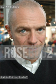 
©Writer Pictures/Rosebud2