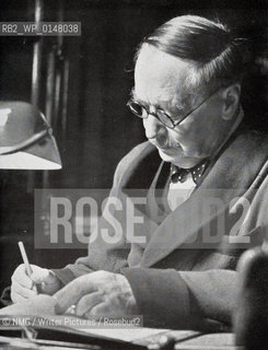 H G Wells pictured in the last year of his life..Copyright©NMG/Writer Pictures/Rosebud2