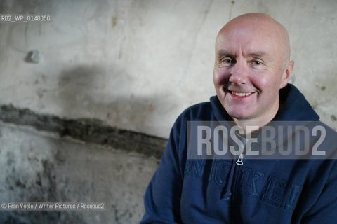 Irving Welsh at the Edinburgh Book Festival 2001.. .Copyright©Fran Veale/Writer Pictures/Rosebud2