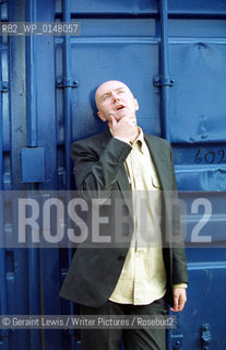 Irving Welsh at the Edinburgh Book Festival 2001...Copyright©Geraint Lewis/Writer Pictures/Rosebud2