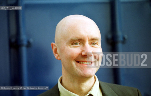 Irving Welsh at the Edinburgh Book Festival 2001...Copyright©Geraint Lewis/Writer Pictures/Rosebud2