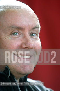 Irving Welsh at the Edinburgh Book Festival 2001...Copyright©Pascal Saez/Writer Pictures/Rosebud2