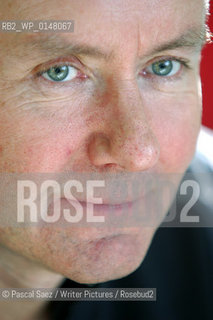 Irving Welsh at the Edinburgh Book Festival 2001...Copyright©Pascal Saez/Writer Pictures/Rosebud2
