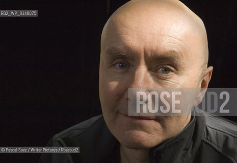 Irving Welsh at the Edinburgh Book Festival 2001...Copyright©Pascal Saez/Writer Pictures/Rosebud2