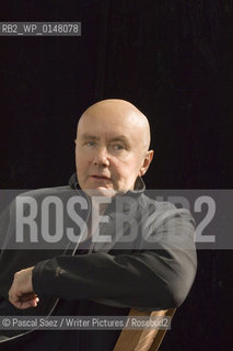 Irving Welsh at the Edinburgh Book Festival 2001...Copyright©Pascal Saez/Writer Pictures/Rosebud2