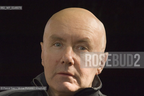 Irving Welsh at the Edinburgh Book Festival 2001...Copyright©Pascal Saez/Writer Pictures/Rosebud2