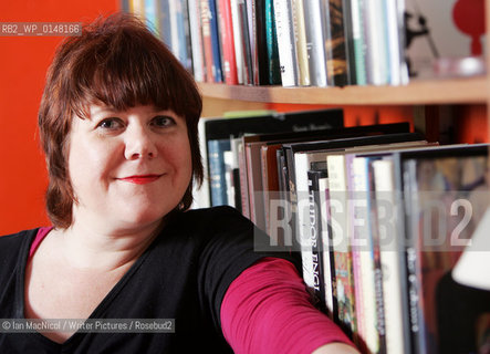 Author Louise Welsh at home in Glasgow.4th October 2007..Copyright©Ian MacNicol/Writer Pictures/Rosebud2