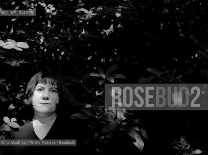 Author Louise Welsh at home in Glasgow.4th October 2007..Copyright©Ian MacNicol/Writer Pictures/Rosebud2