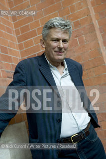 Hugo Williams ..copyright©Nick Cunard/Writer Pictures/Rosebud2