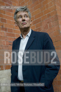 Hugo Williams ..copyright©Nick Cunard/Writer Pictures/Rosebud2