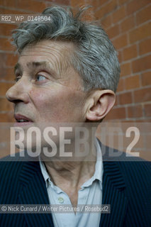 Hugo Williams ..copyright©Nick Cunard/Writer Pictures/Rosebud2
