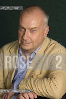 Hywel Williams,historian and author of Britains Power Elites. CREDIT Geraint Lewis
©Writer Pictures/Rosebud2