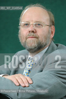 Scientist and writer Ian Wilmut, leader of the team that created Dolly the Sheep, the Worlds first cloned animal, and author of After Dolly: The Uses And Misuses Of Human Cloning at the Edinburgh International Book Festival...Copyright©Pascal Saez/Writer Pictures/Rosebud2