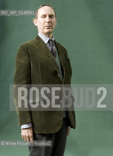 A N Wilson,novelist and nominated on the Booker Prize Long List.2007. CREDIT Geraint Lewis
©Writer Pictures/Rosebud2