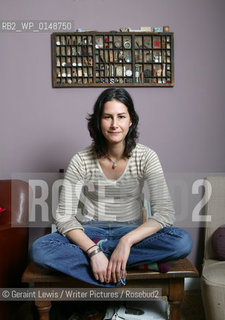 Simon Winchester,writer of books about Earthquakes.....Copyright©Geraint Lewis/Writer Pictures/Rosebud2