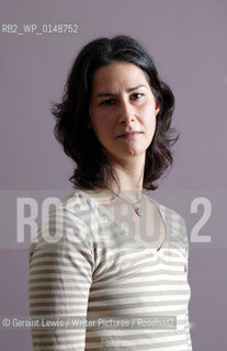 Simon Winchester,writer of books about Earthquakes.....Copyright©Geraint Lewis/Writer Pictures/Rosebud2