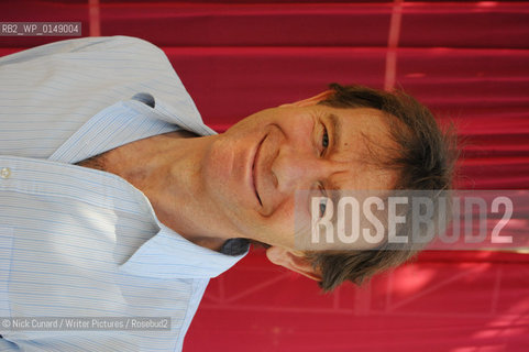 Michael Wood, at The DSC Jaipur Literature Festival 2009 billed as Asias Leading Literary Festival at Diggi Palace the old city area of Jaipur,  capital city of Rajastan...copyright©Nick Cunard/Writer Pictures/Rosebud2