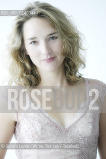 Emily Woof, Author, Film,Theatre and television actress who has appeared in Wonderous Oblivion and The Full Monty. Photographed in Edinburgh in 2003..copyright©Geraint Lewis/Writer Pictures/Rosebud2